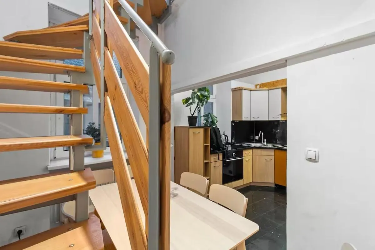 For Big Groups I Wifi I 5 Min To Subway Apartamento Viena 0*,